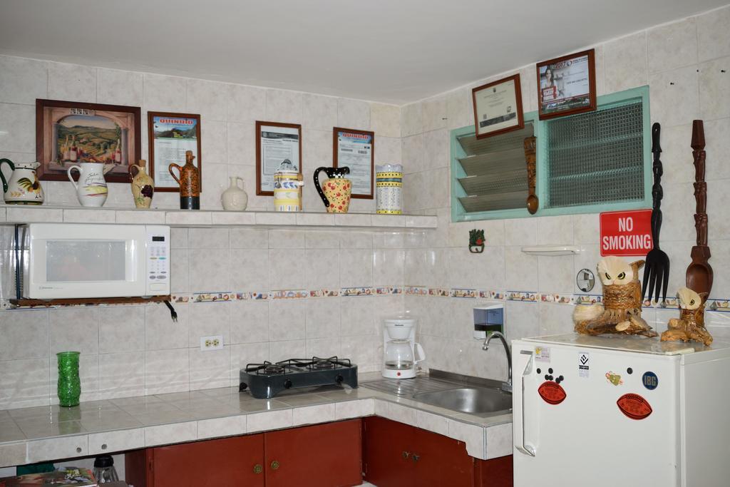 Cafe Inn Casa Hotel Монтенегро Екстер'єр фото