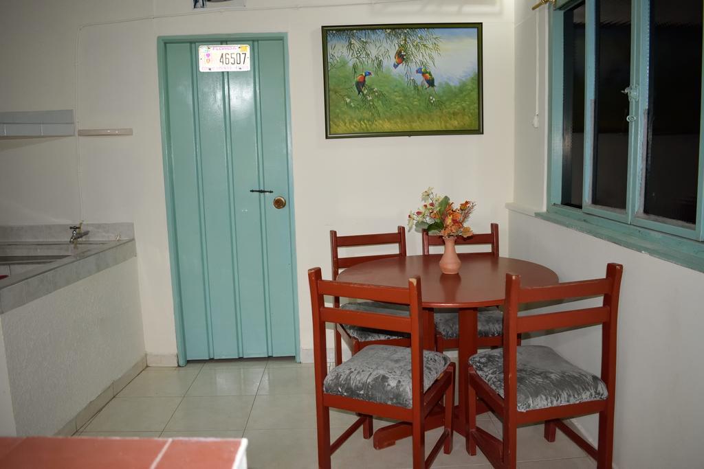 Cafe Inn Casa Hotel Монтенегро Екстер'єр фото