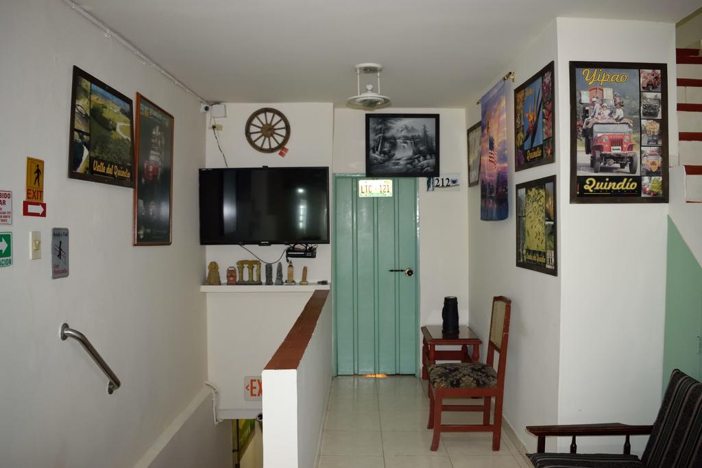 Cafe Inn Casa Hotel Монтенегро Екстер'єр фото